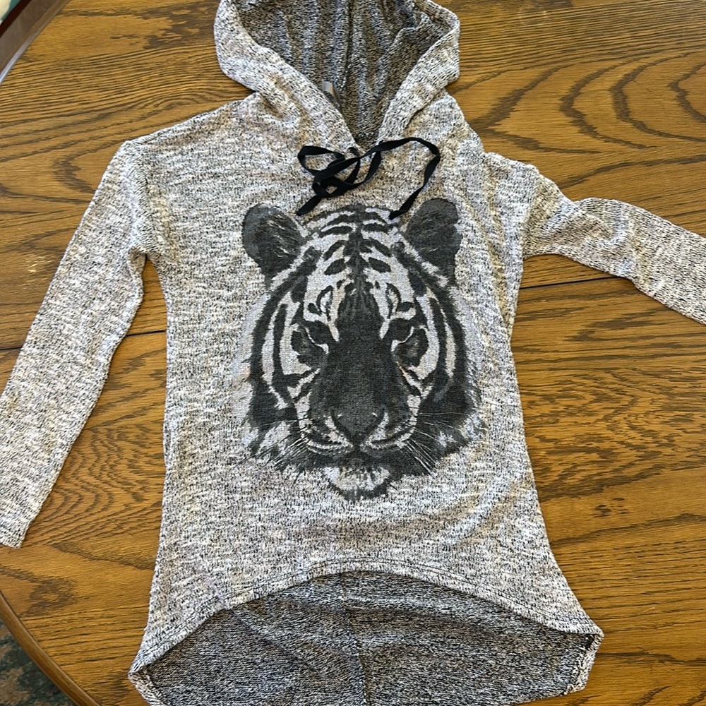Hooded sweater